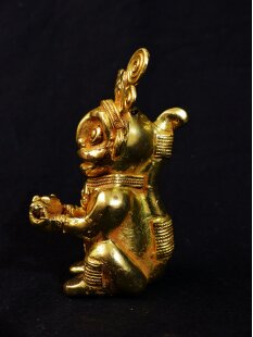 Figur 06 Muisca Kultur Goldmuseum Bogota Figur mit...