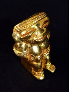 Figur 07 Muisca Kultur Goldmuseum Bogota kosmologische Figur 65 mm 66 g