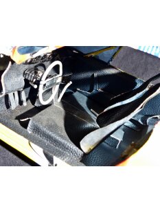 Porsche 911 Targa aus bunten Werbedosen M 1:10  L 50 cm