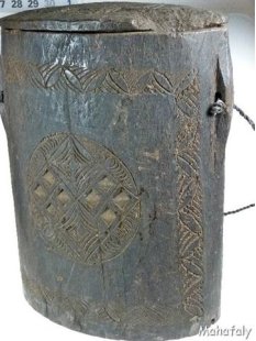 AF23 Zafimaniry Reisbehälter Artefakt der Betsileo 40 cm ca. 1960