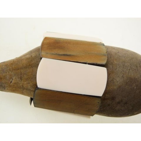 Horn Armband Hosifas braun/weiß 50 mm = Code E