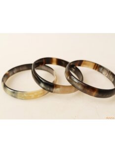 Horn Armreifen. geschlossen 10 mm = Code Z 63 - 70 mm