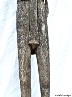 MF169 Skulptur der Antandroy Grabwächter Rinderhirte 120 cm ca. 1940