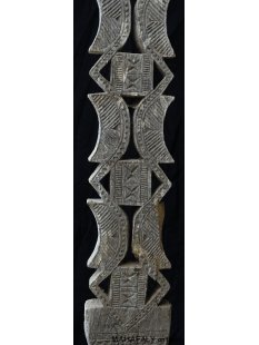 AL185 original AloAlo Grabstele der Mahafaly antik 2 Männer im Gespräch 155 cm ca. 1925 