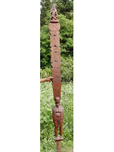 AL192 AloAlo der Bara Ringkämpfer trägt Stammesfürst 1980  echt Palisanderholz = 250 cm 