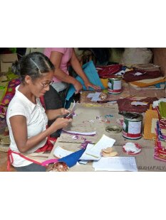 Raffia Bast Raphia Korb Harlekin Senior Farbmix 25 cm = Code grün