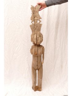 AL10 original AloAlo Grabstele der Sakalava antik nackte Frau 165 cm ca. 1900