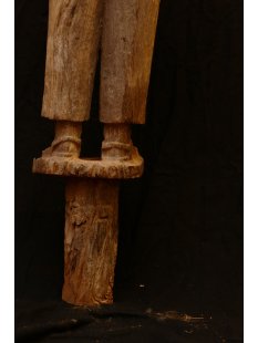 AL03 original AloAlo Grabpfosten der Mahafaly Mann mit Hut 120 cm 1910 