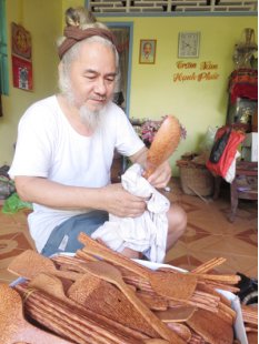 Vietnam Kokosholz Schaumlöffel Hailan 33 cm = Code C