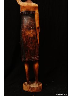 MF376 Skulptur der Mahafaly Wasserträgerin 1975 = 75 cm 