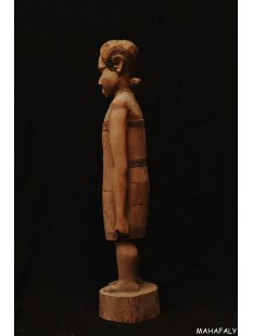 MF385 Skulptur der Mahafaly Wasserträgerin 1975 = 68 cm
