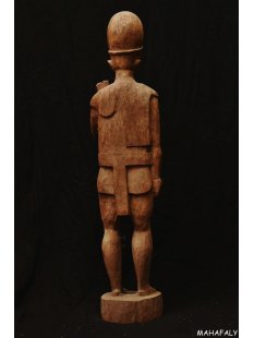 MF388 Skulptur der Atandroy Mann mit Speer = 77 cm 