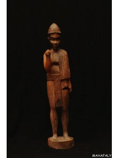 MF390 Skulptur der Atandroy Mann mit Speer = 66 cm 
