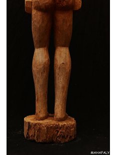 MF393 Skulptur der Sakalava nackter Mann 122 cm ca.1950