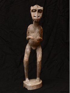 MF015 Vazimba Skulptur schwangere Krokodilfrau 45 cm