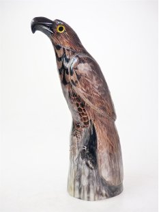Hornfigur Adler sitzend  = Code H 18 - 21 cm