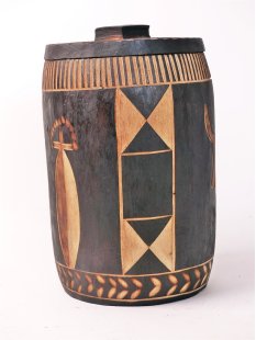 Boite ´de Mahafaly Vorratsdosen aus Weichholz mit naiver Brandmalerei 19 cm = Code E