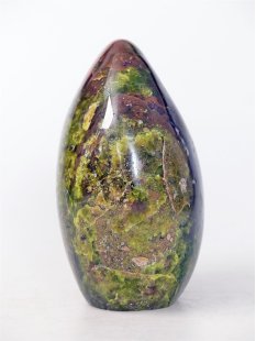 OF03 Madagaskar Opal grün Prasopal poliert 12 cm 830 g