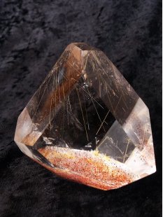 BKSH112 Bergkristall Ladolit mit Includien...