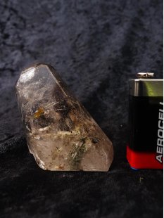 BKSH118 Bergkristall Ladolit mit Includien...