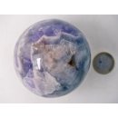 KAme05 Chevron Amethyst Kugel Madagaskar 420g; D: 66 mm