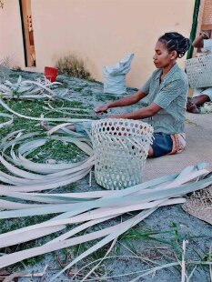 Rattan Korbset AMUN oval / eckig Set 3 Stück L: 32/30/27 cm Preiscode weiß