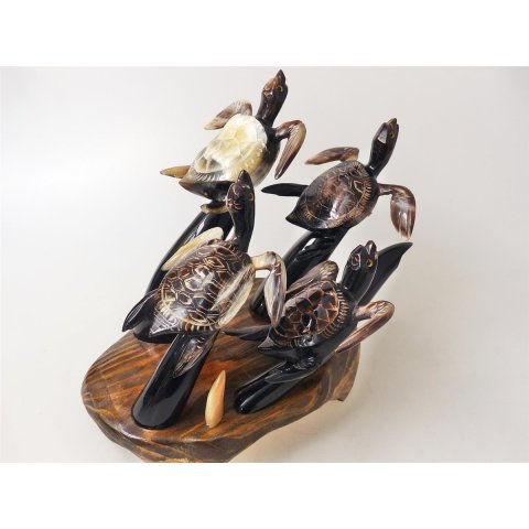 Horn Figurengruppe Schildkrötenschwarm 25 cm =  Code O