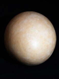 Das größte Ei der Welt ! Aepyornis maximus Elefantenvogel Ei Nr. XV präpariert, mit kleinem Fraßloch H: 33 cm 1700 g